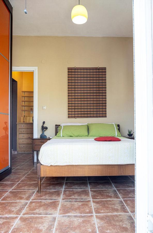 Mary'S Paradise Apartment With Panoramic Sea View To Kakia Thalassa And Daskalio Keratea エクステリア 写真