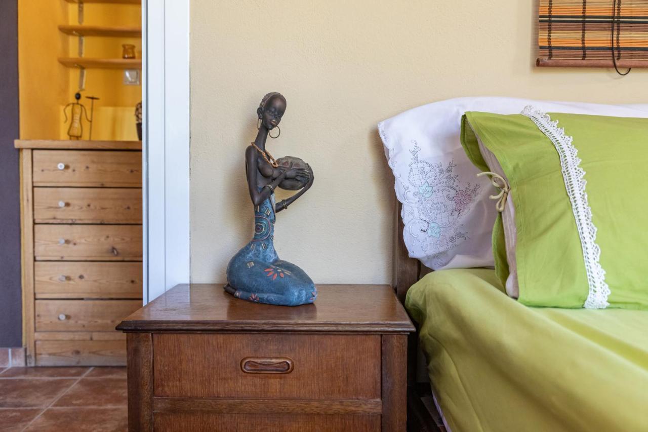 Mary'S Paradise Apartment With Panoramic Sea View To Kakia Thalassa And Daskalio Keratea エクステリア 写真